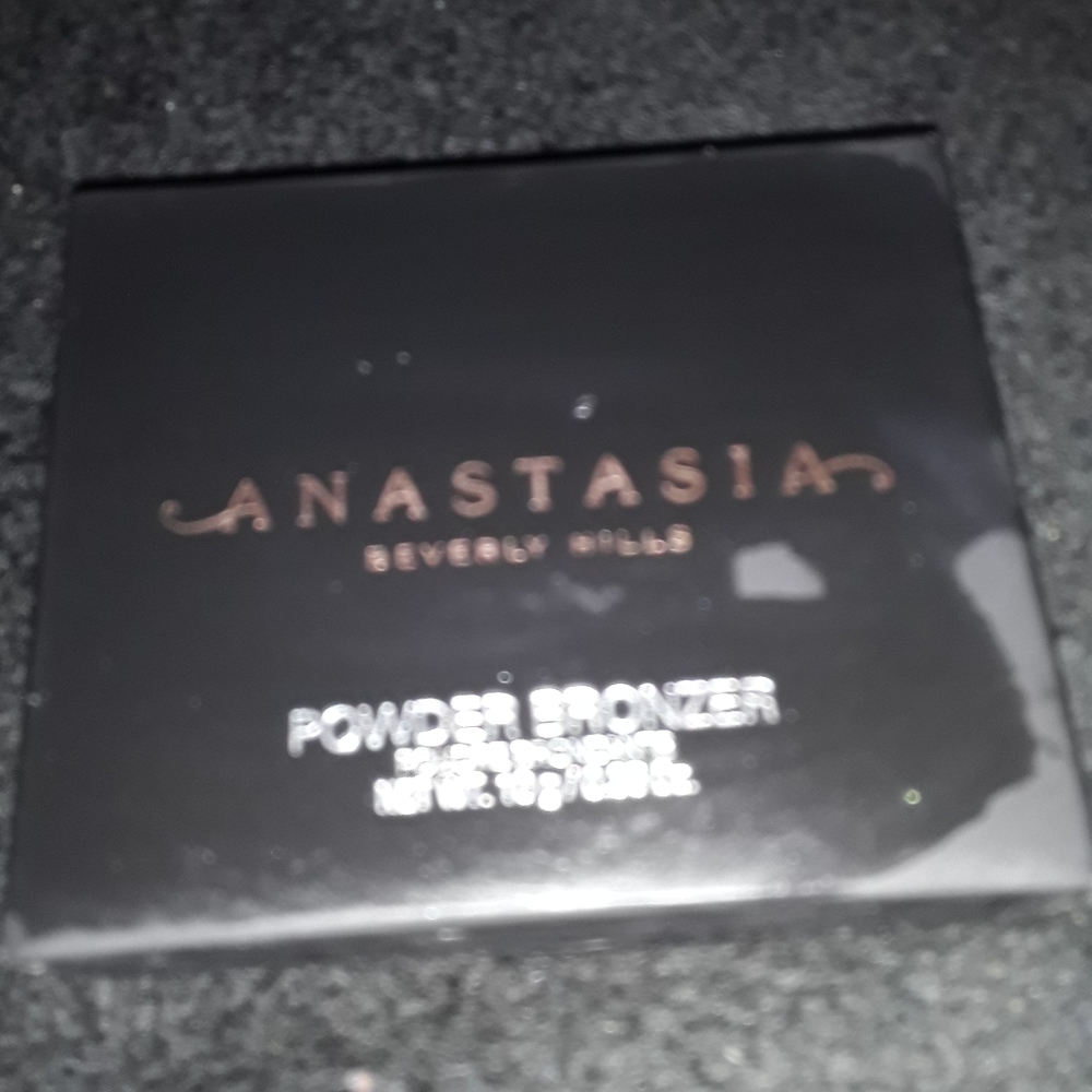 Anastasia cappuccino bronzer